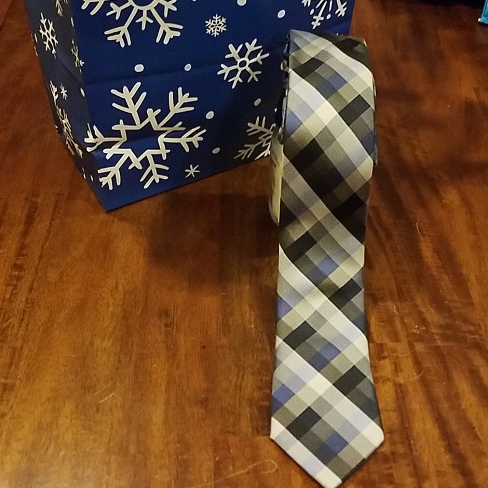 Kenneth Cole Tie